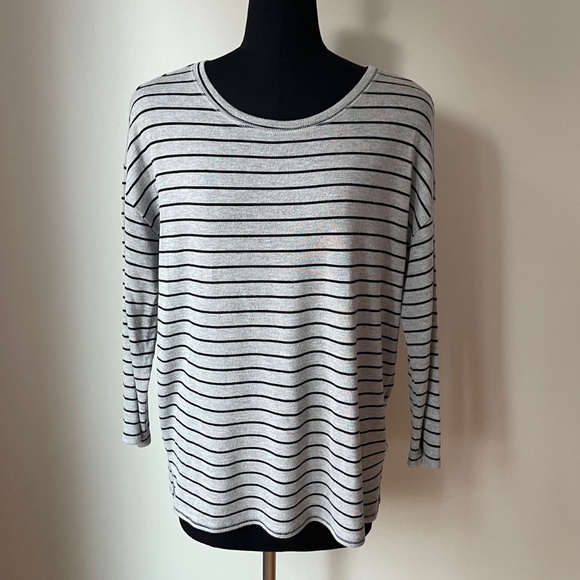 Soft Joie Stripe Lightweight Sweater - Picture 1 of 13